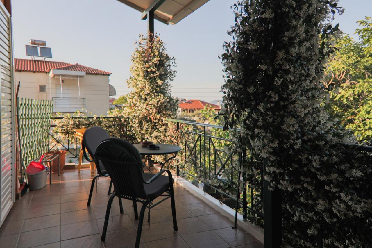 Tsertos Apartments Kamena Vourla Buitenkant foto